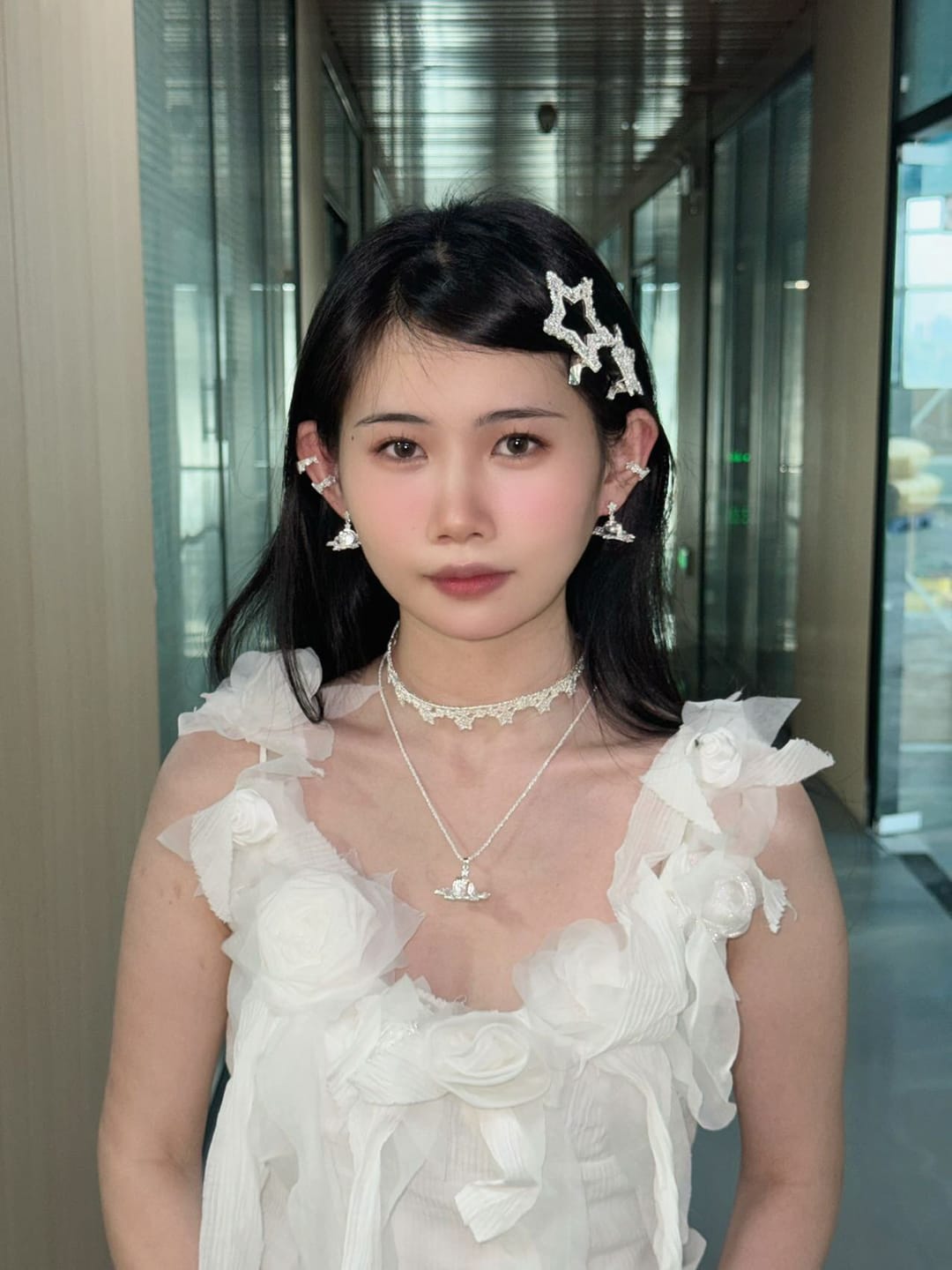 Customer photo review of "STARLIGHT LACE" Rhodium Plated Rococo Starlight Lace Pendant Necklace, Layered Choker Set