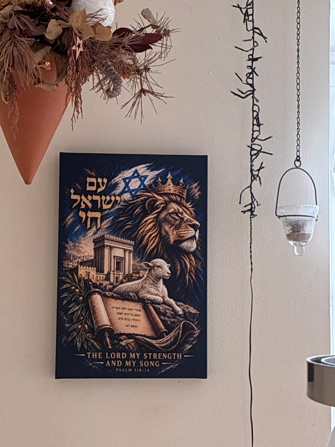 Customer photo review of Löwe, Lamm & Temple – Leinwand
