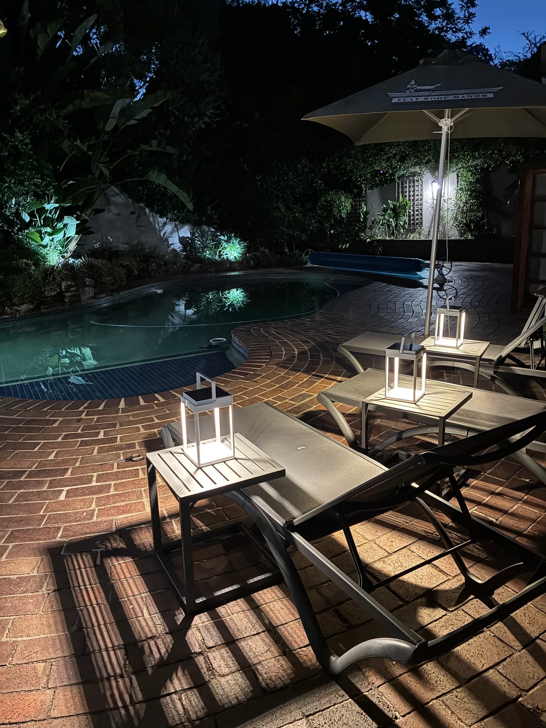 Customer photo review of Luxury Metal Solar Lantern
