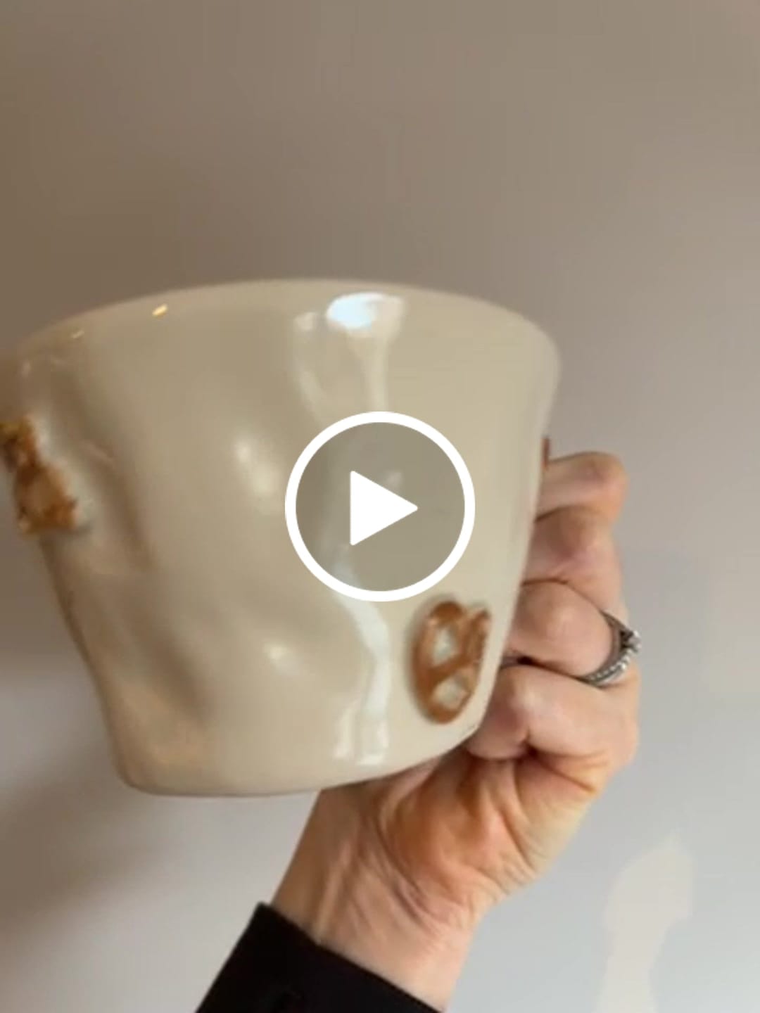 Customer video review of The Cosy Café Mug - Naetive x By Teddy