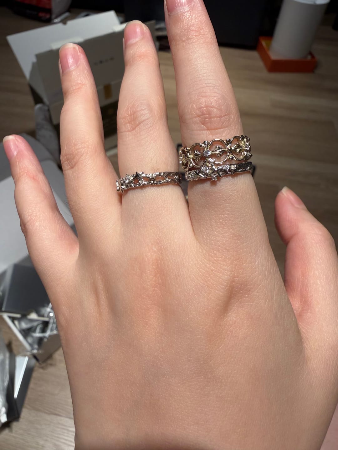 Customer photo review of "Bastet" 925 Sterling Silver Vintage Iris Adjustable Pinky Ring