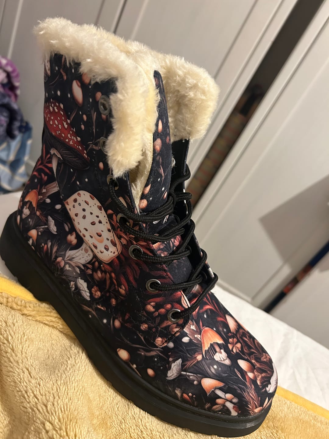 Customer photo review of Toadstool Harvest Winter Boots