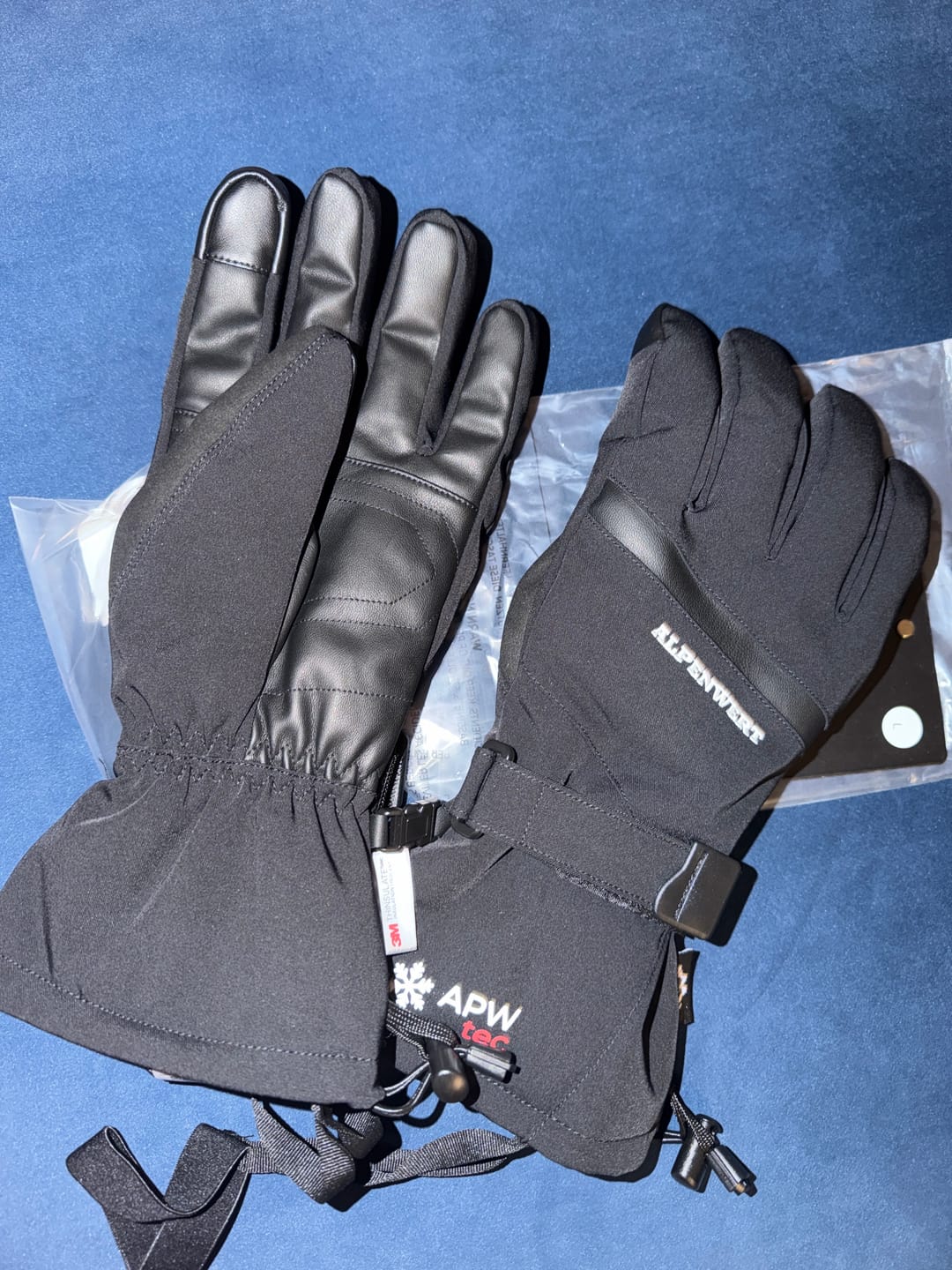 Customer photo review of Skihandschuhe – wasserdicht, touchscreenfähig, mit Handschlaufe