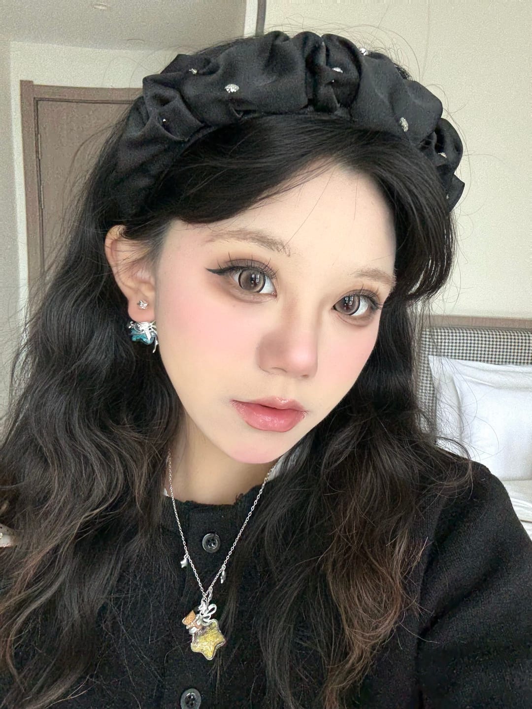 Customer photo review of “WISHING STAR” Platinum Plated Wishing Bottle Star Statement Pendant Necklace