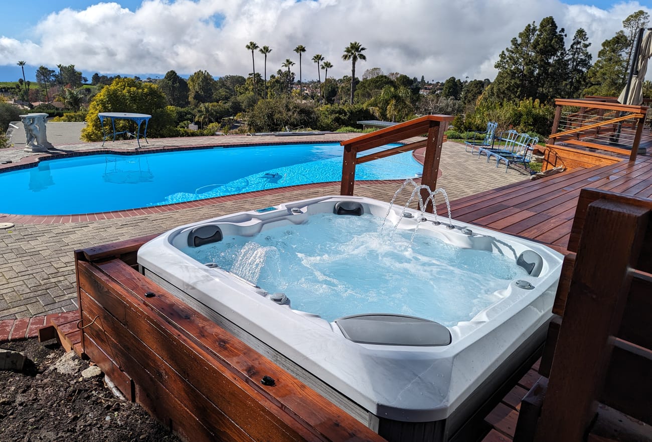 Customer photo review of Comfort Hot Tub 834