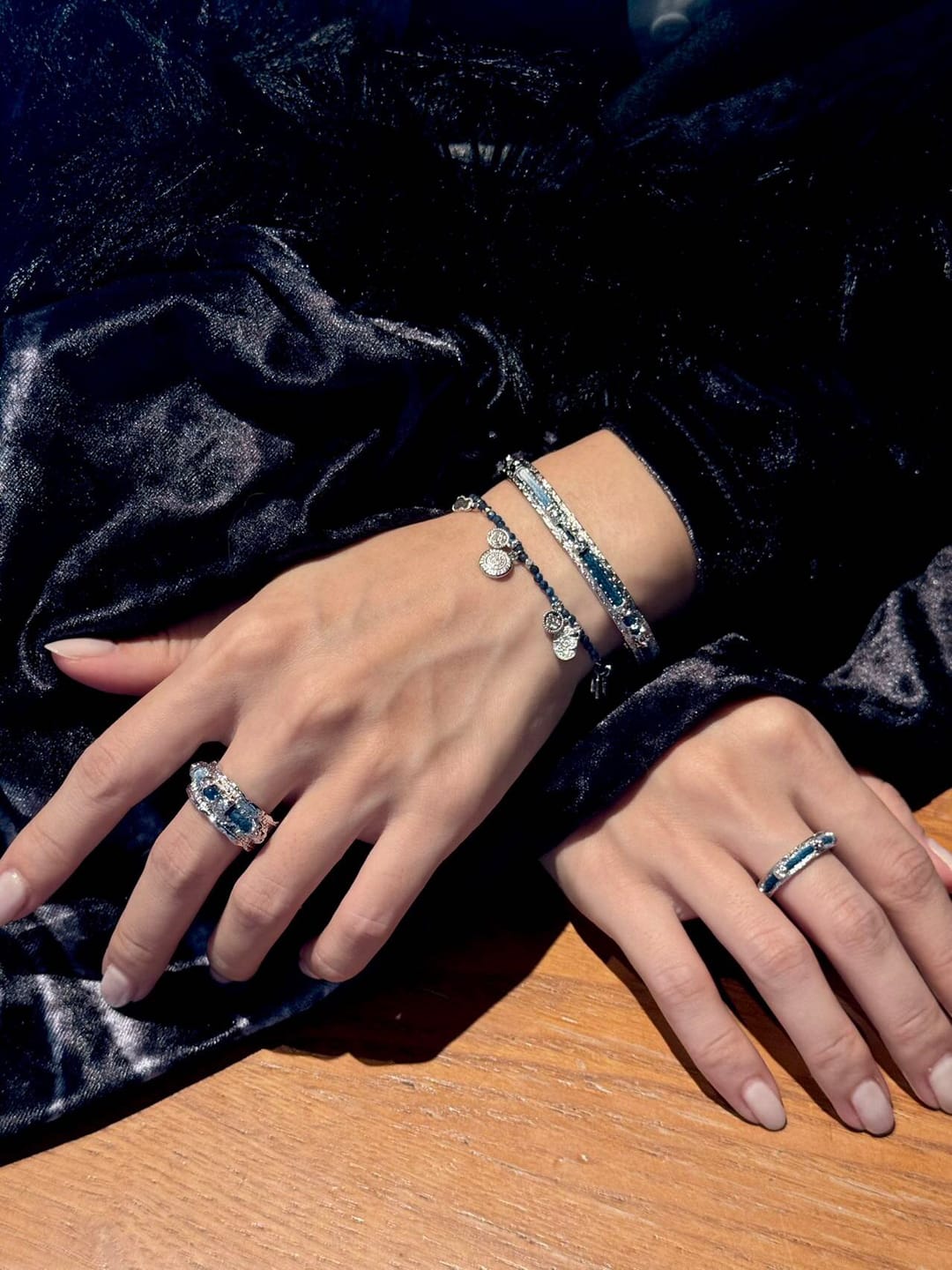 Customer photo review of "MIAO" Platinum Plated Blue Woven Open Bangle