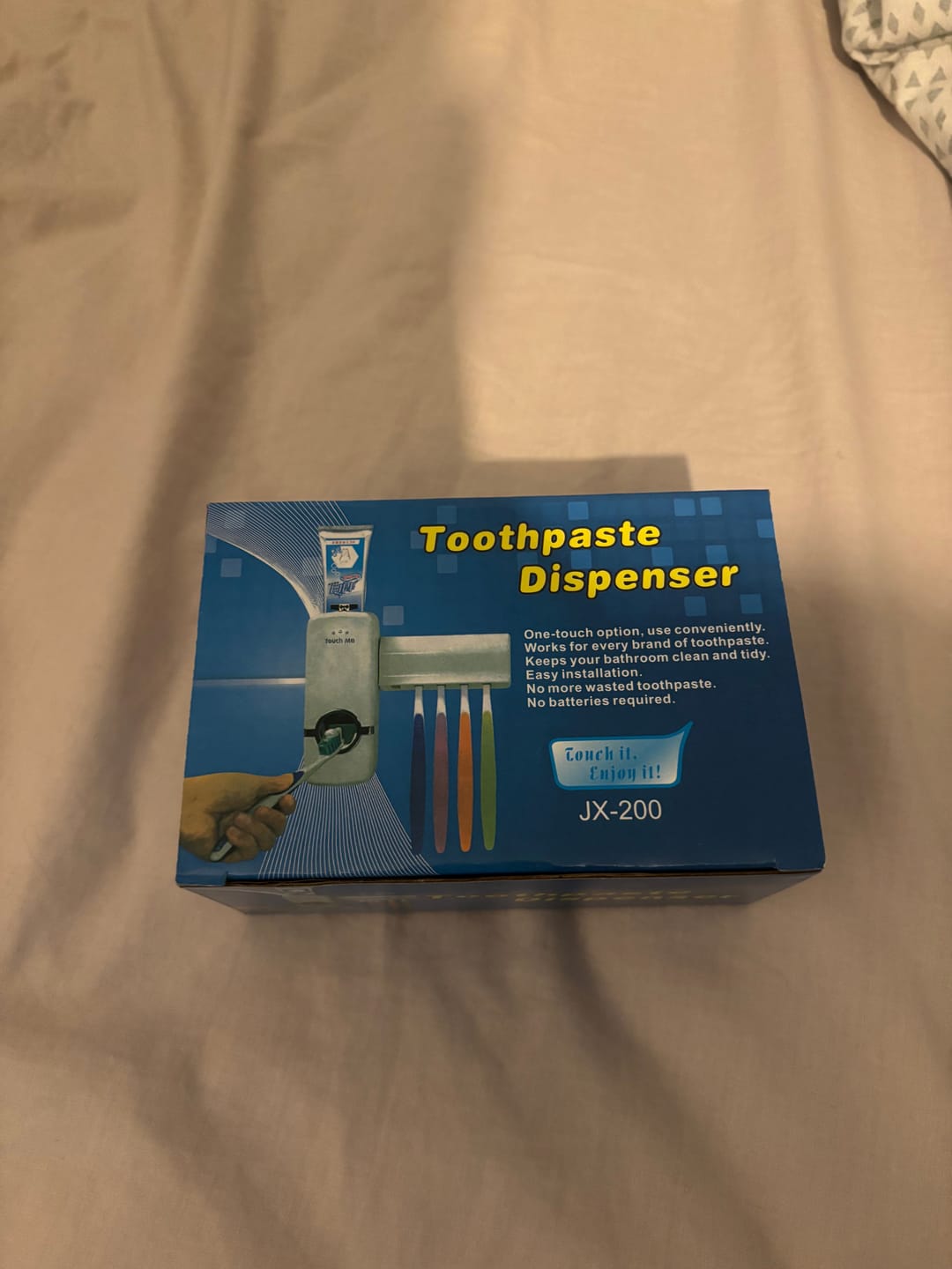 Customer photo review of Dispensador pasta de dientes