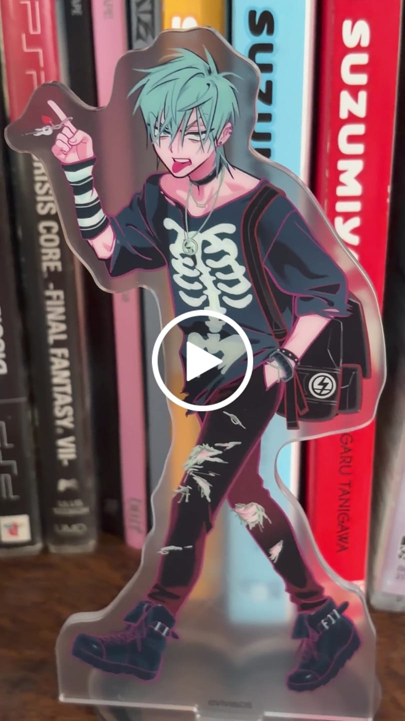 Customer video review of Alien Stage - Find Your Plus One - Acrylic Standee