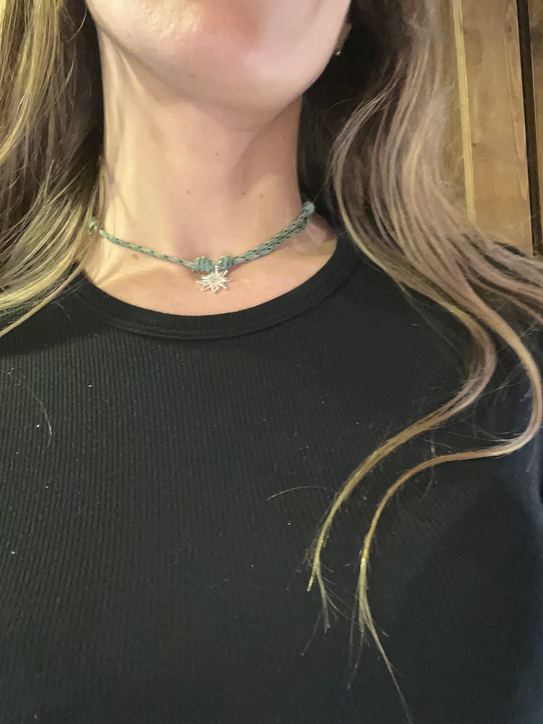 Customer photo review of Collana Stella Alpina-Argento 925 e paracord