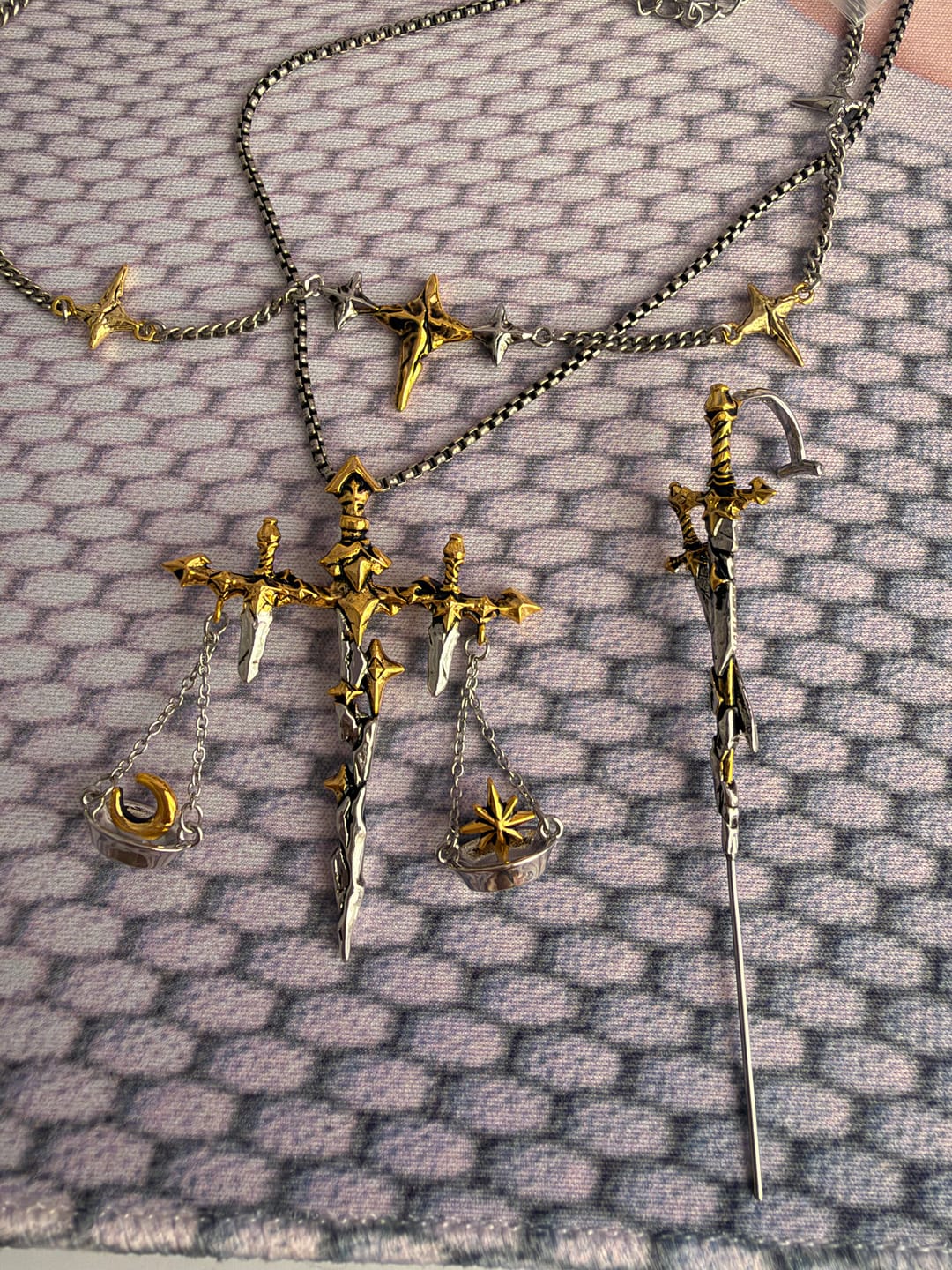 Customer photo review of "Knight's Oath" 18K Gold Plated Sword Needle Piercing Earring, Vintage Dangle Earring
