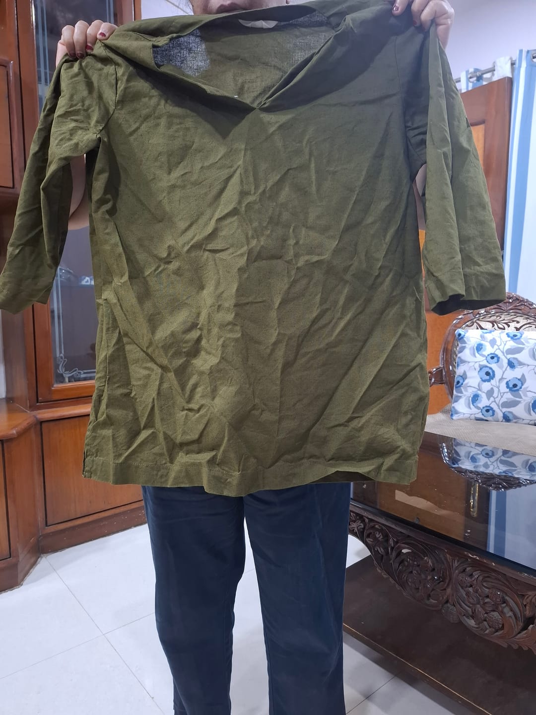 Customer photo review of Women Olive Green Airy Linen Split Neck Short Kurta