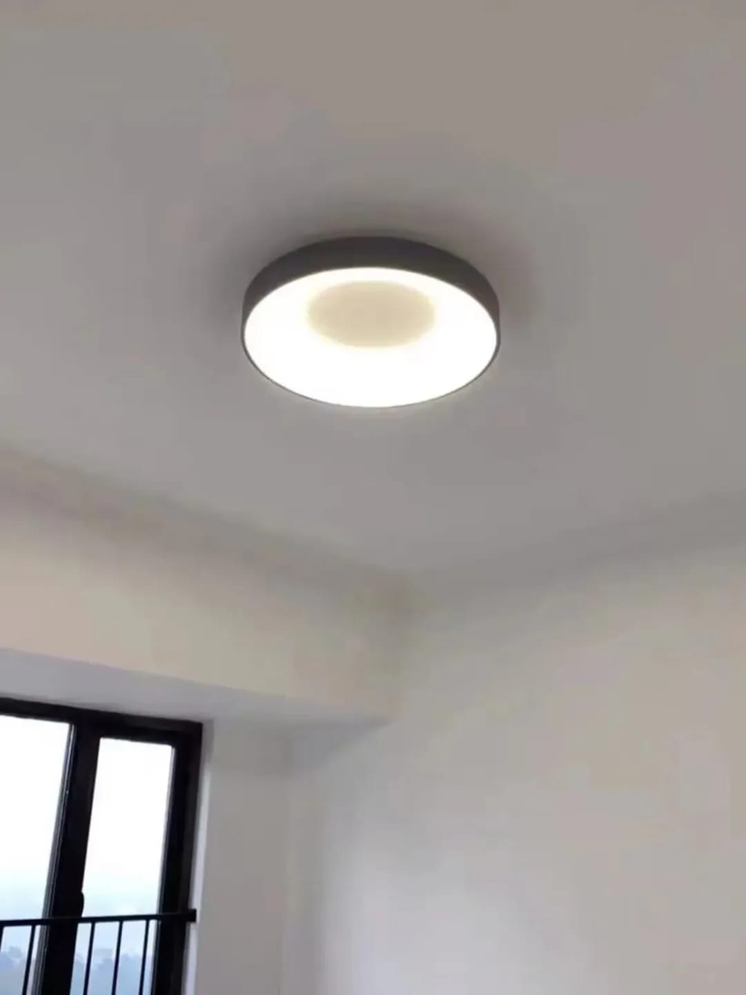 Customer photo review of Slim Acrylic Flush Mount Ceiling Light, Round LED, 30-60 cm
