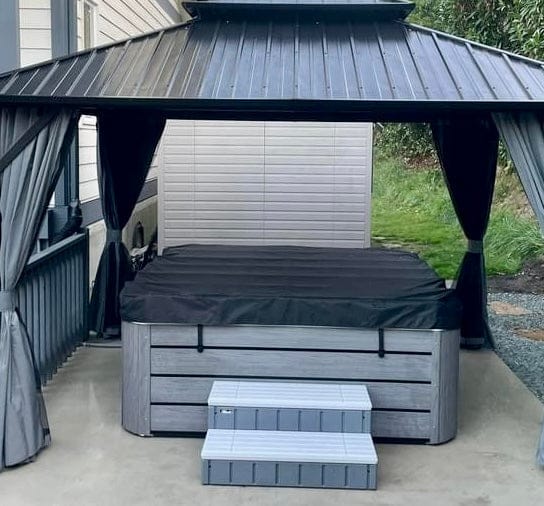 Customer photo review of Comfort Hot Tub 834