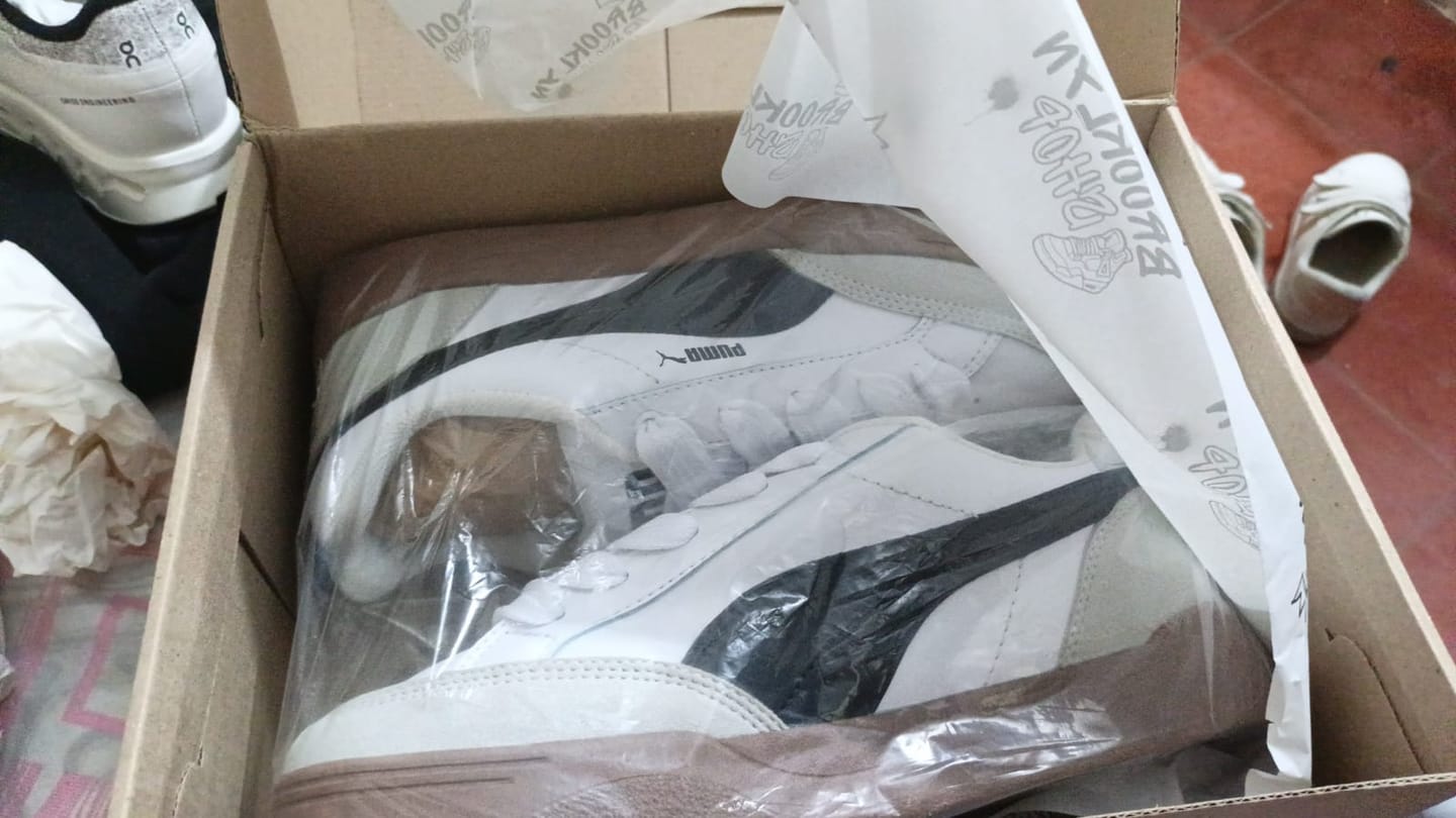 Customer photo review of NIKE VOMERO PLUS - DAMA