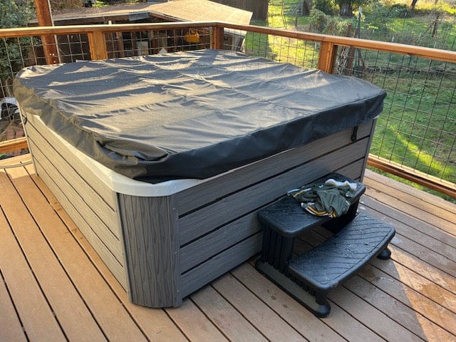 Customer photo review of Comfort Hot Tub 834