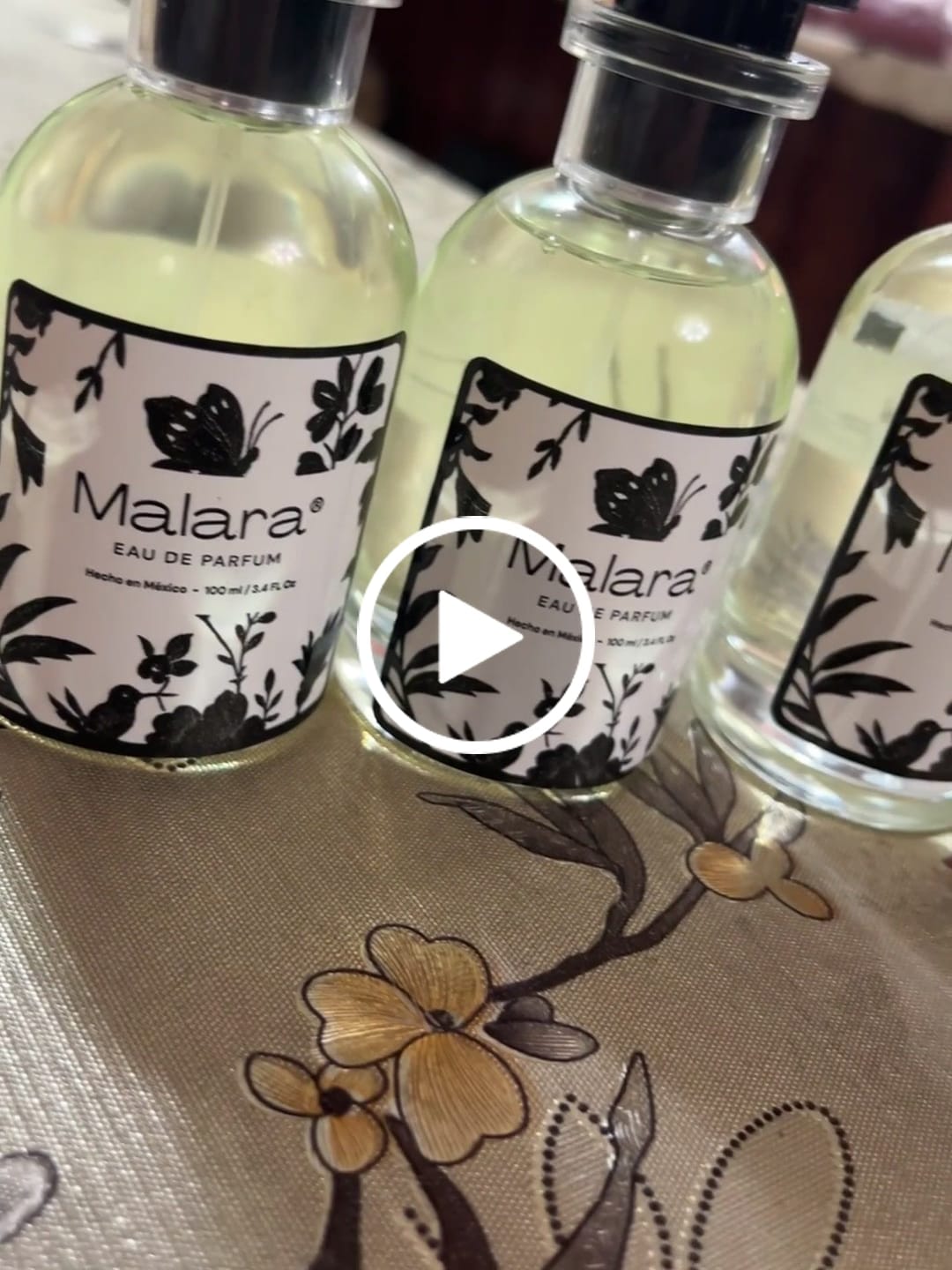 Customer video review of City Rose — Inspirado en Donna Born in Roma de Valentino