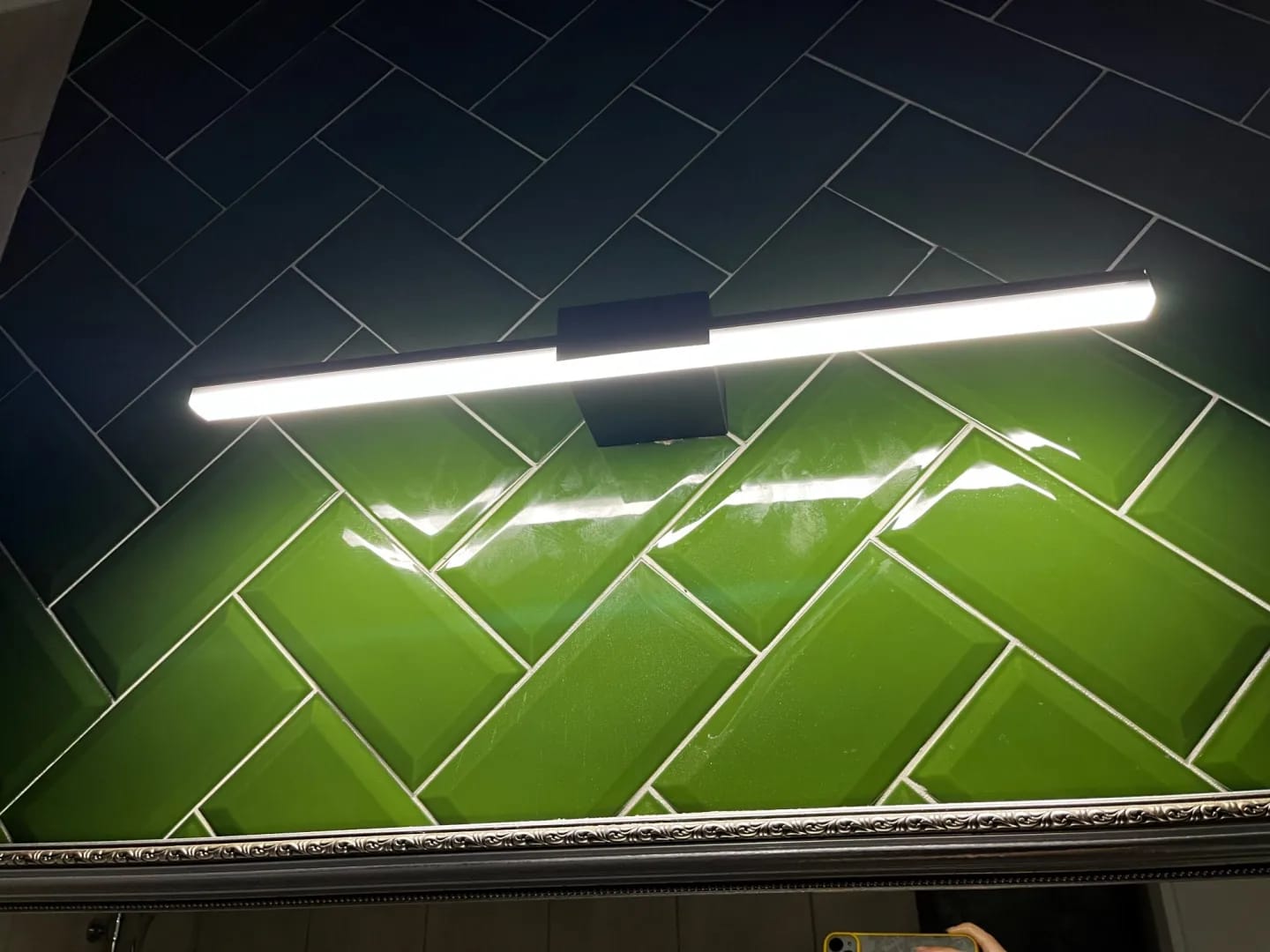 Customer photo review of Wall Light for Bathroom Mirror, Linear LED Bar, Wall Sconce, 40–100 cm