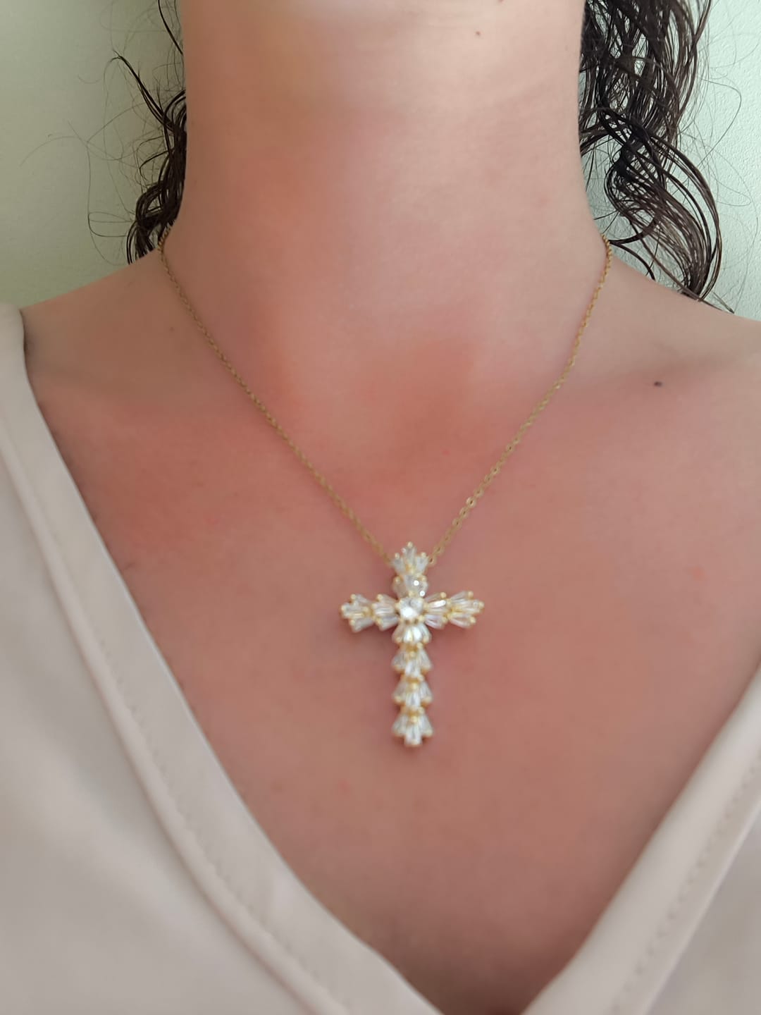 Customer photo review of Collier Croix Zirconium