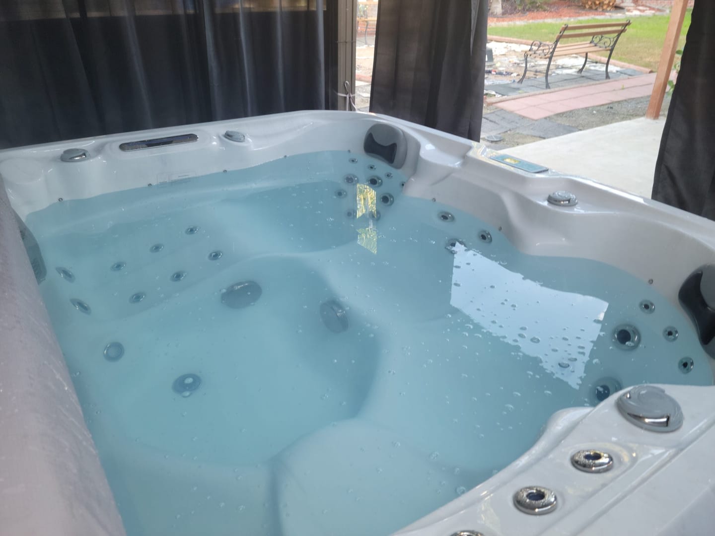 Customer photo review of Comfort Hot Tub 834