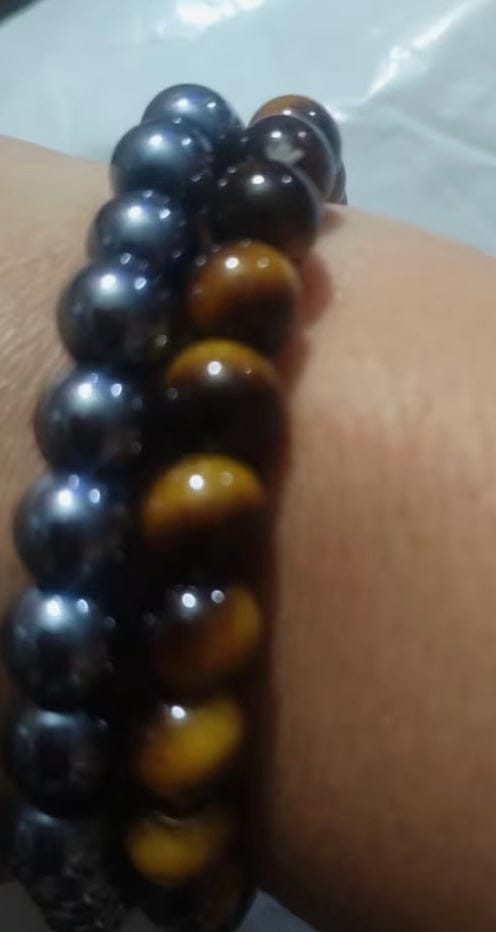 Customer photo review of Three in one Tiger‘s Eye Protection Bracelet