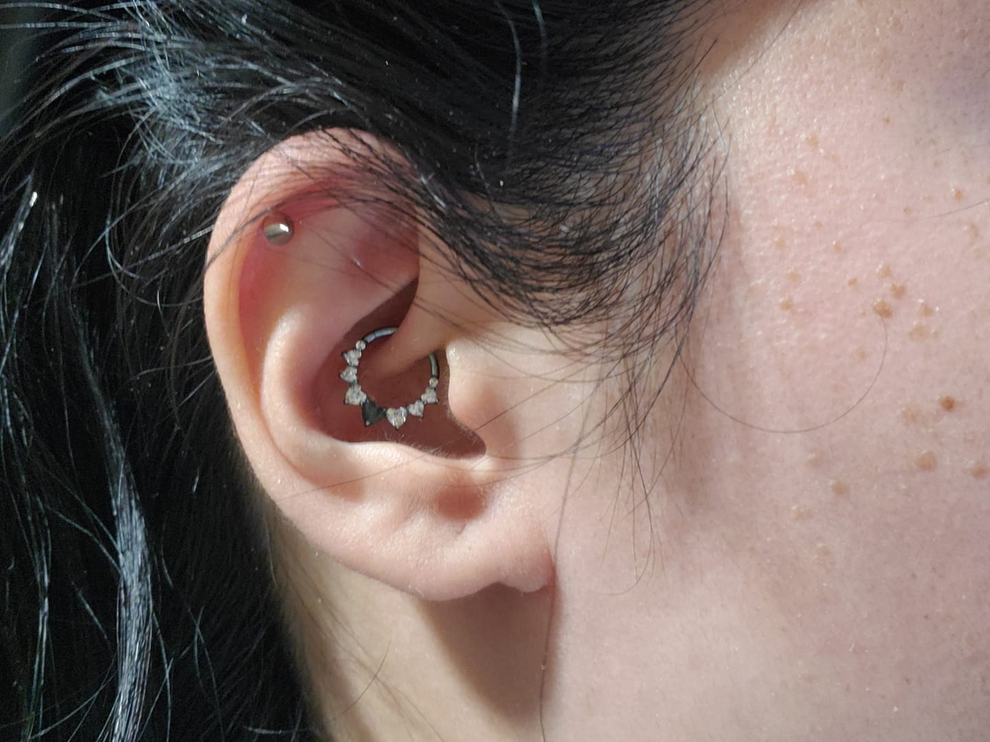 Customer photo review of Moss Agate & CZ Heart Hinged clicker 16g