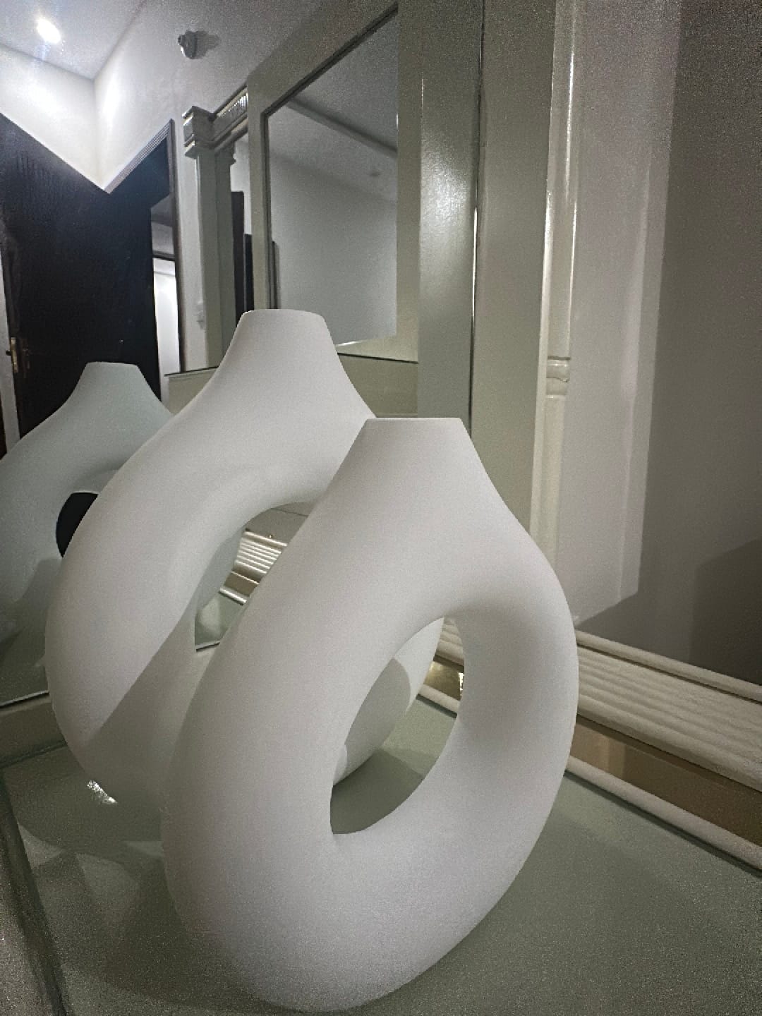 Customer photo review of White Donut Bud Vase Set of 2