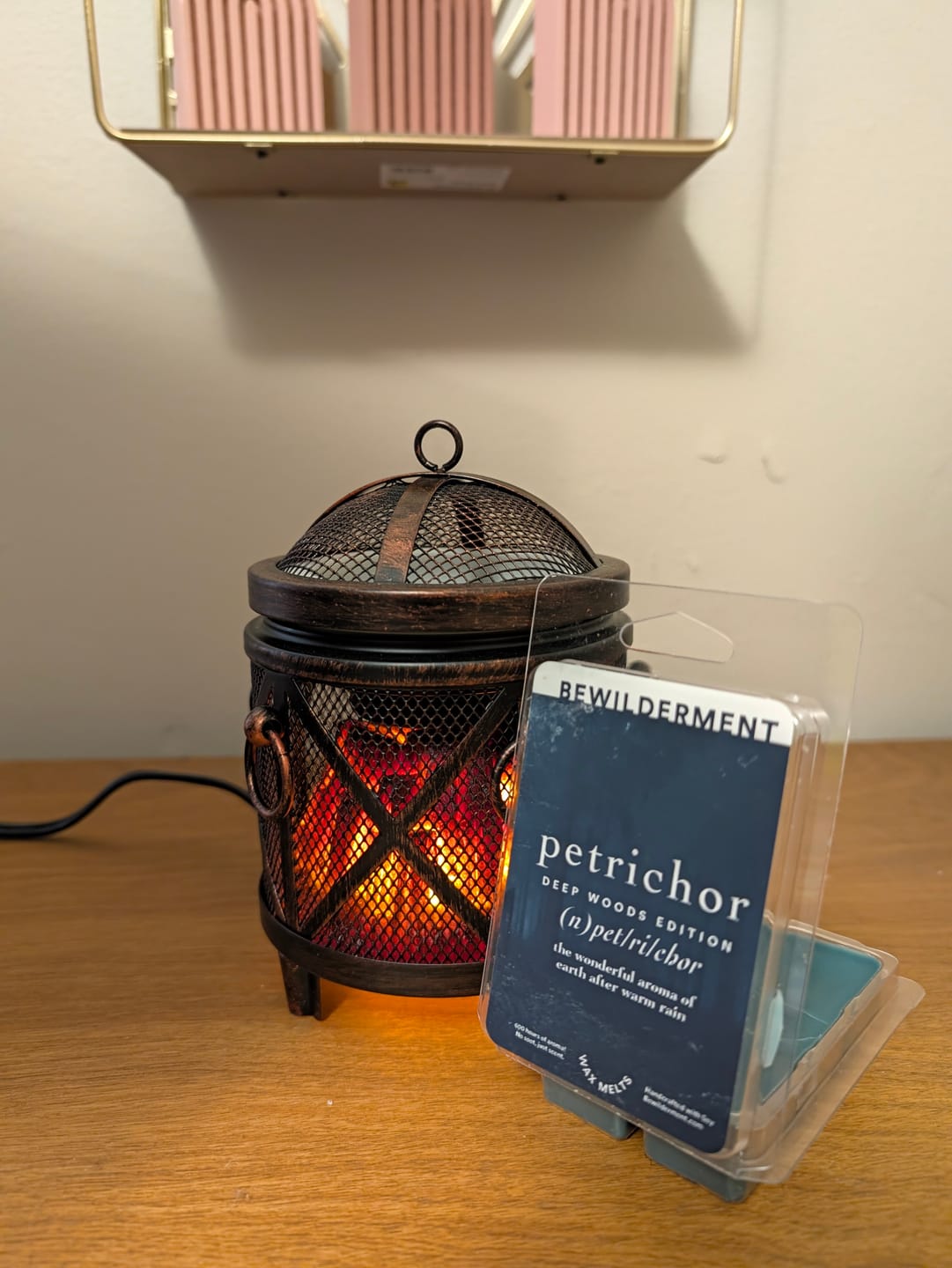 Customer photo review of Petrichor Deep Woods Edition Wax Melts