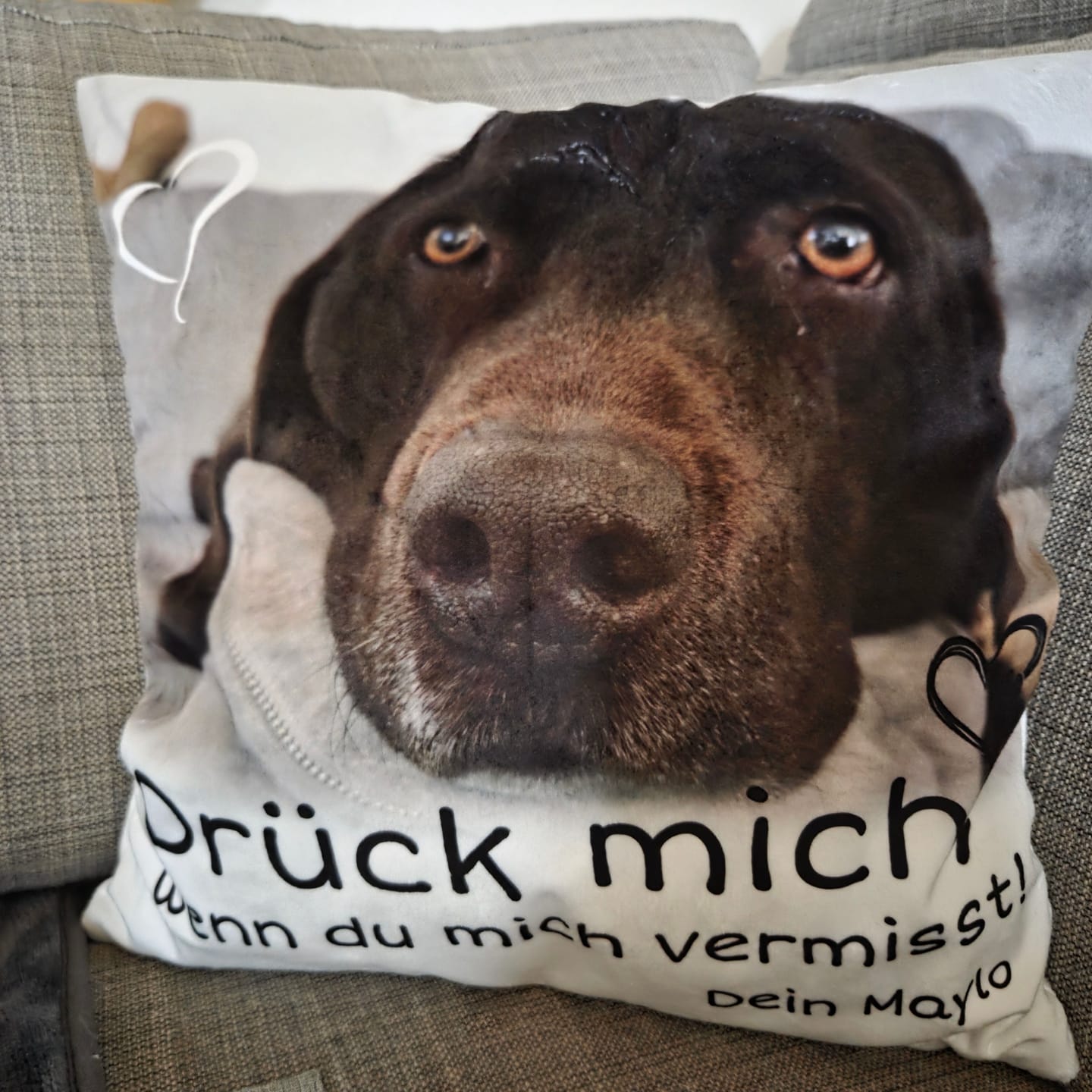 Customer photo review of Drück mich, wenn du mich vermisst - Individuelles Kissen