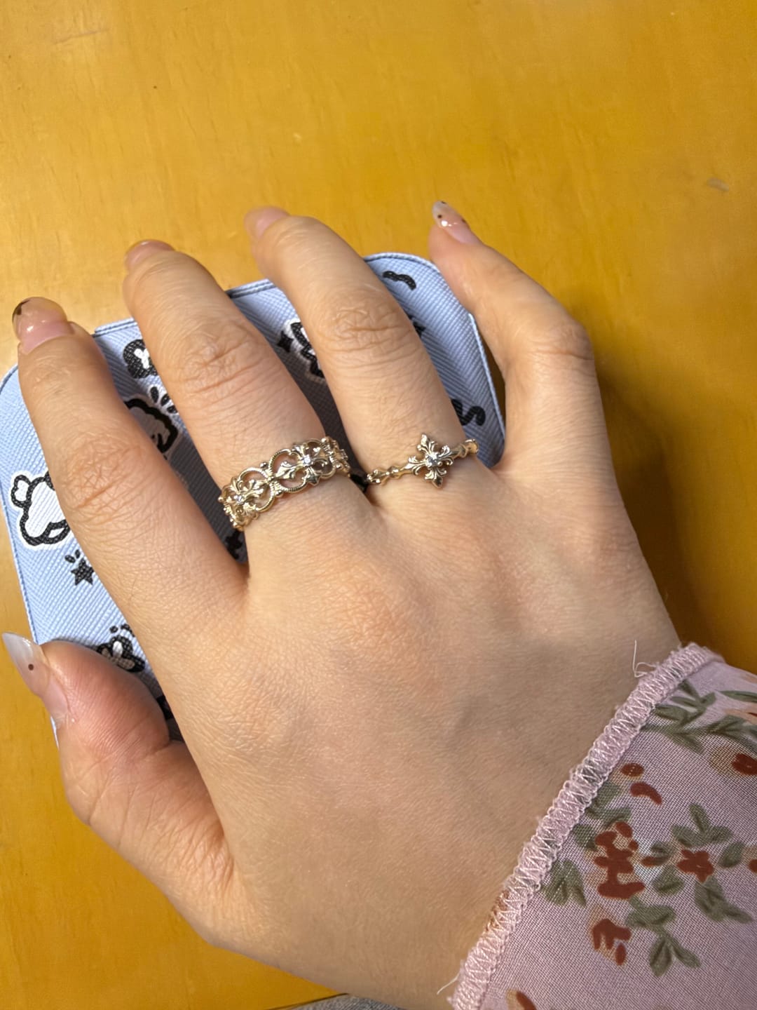 Customer photo review of "Bastet" 925 Sterling Silver Vintage Iris Adjustable Pinky Ring