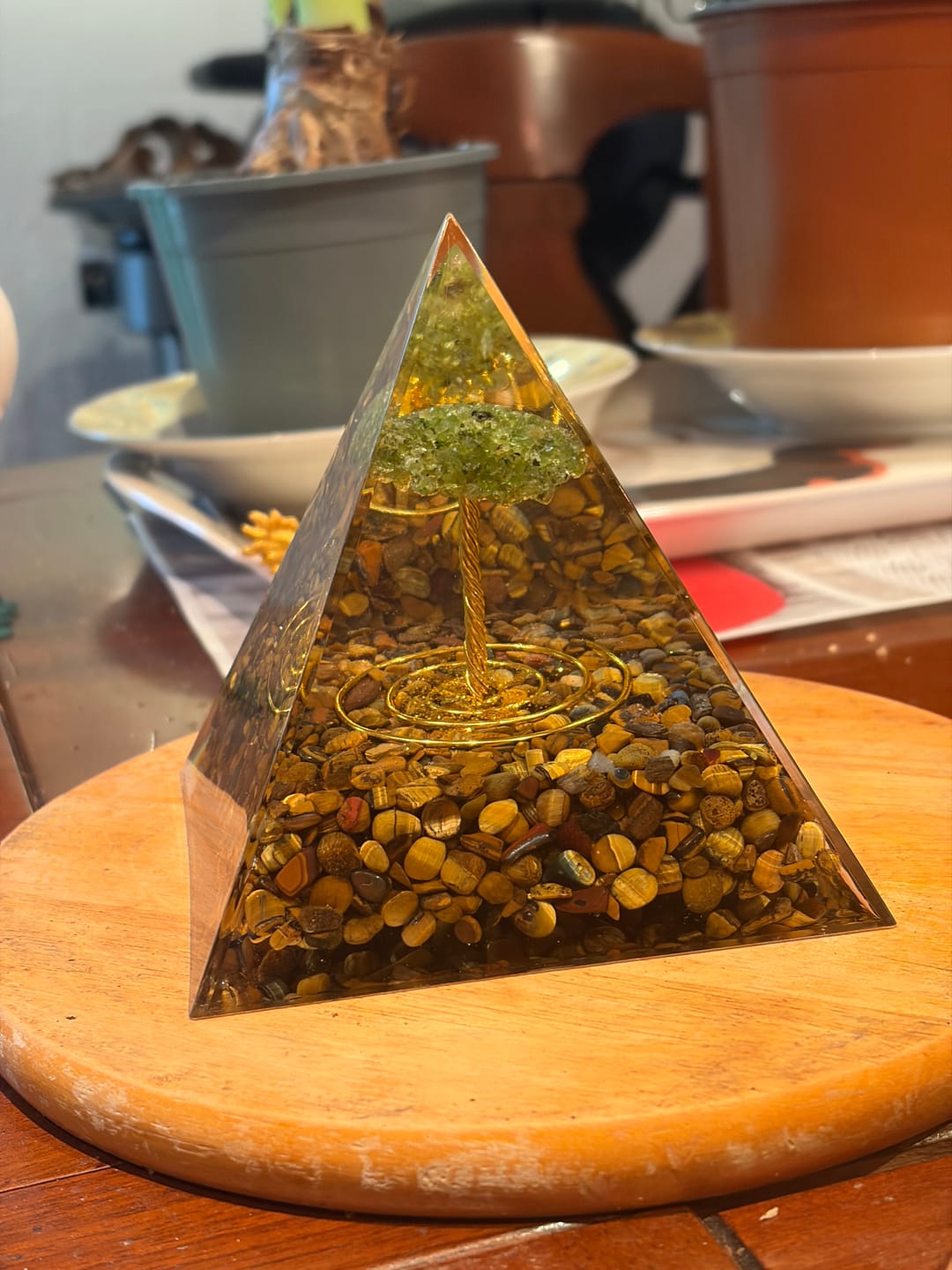 Customer photo review of Peridot & Tigerauge - Orgonit Pyramide