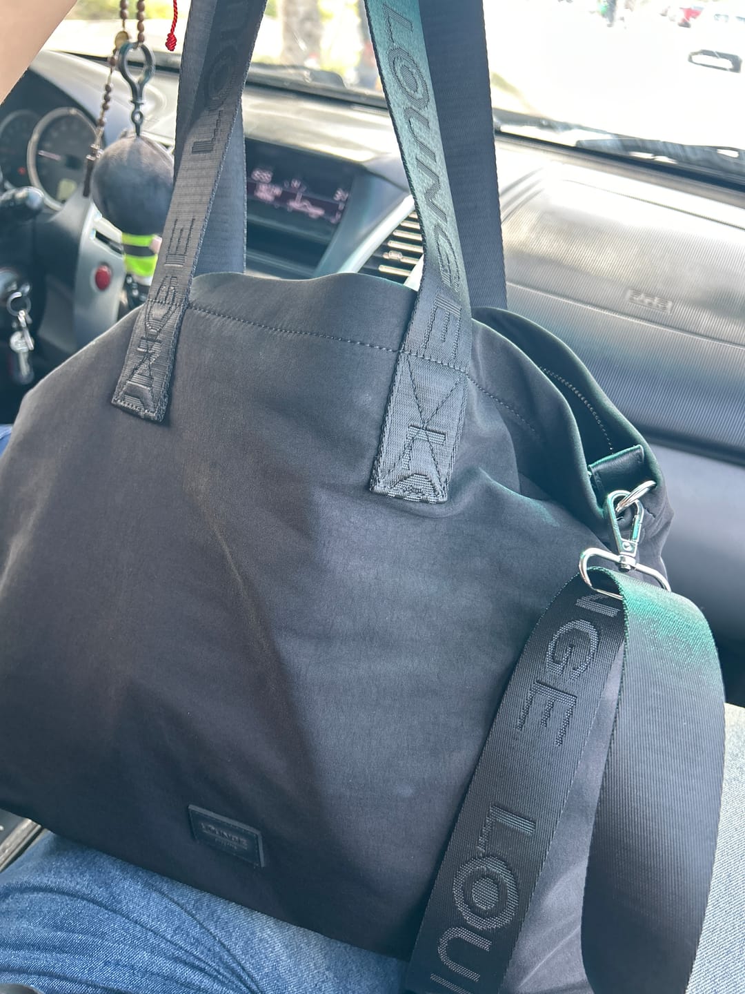 Customer photo review of Bolso Notebook Daily