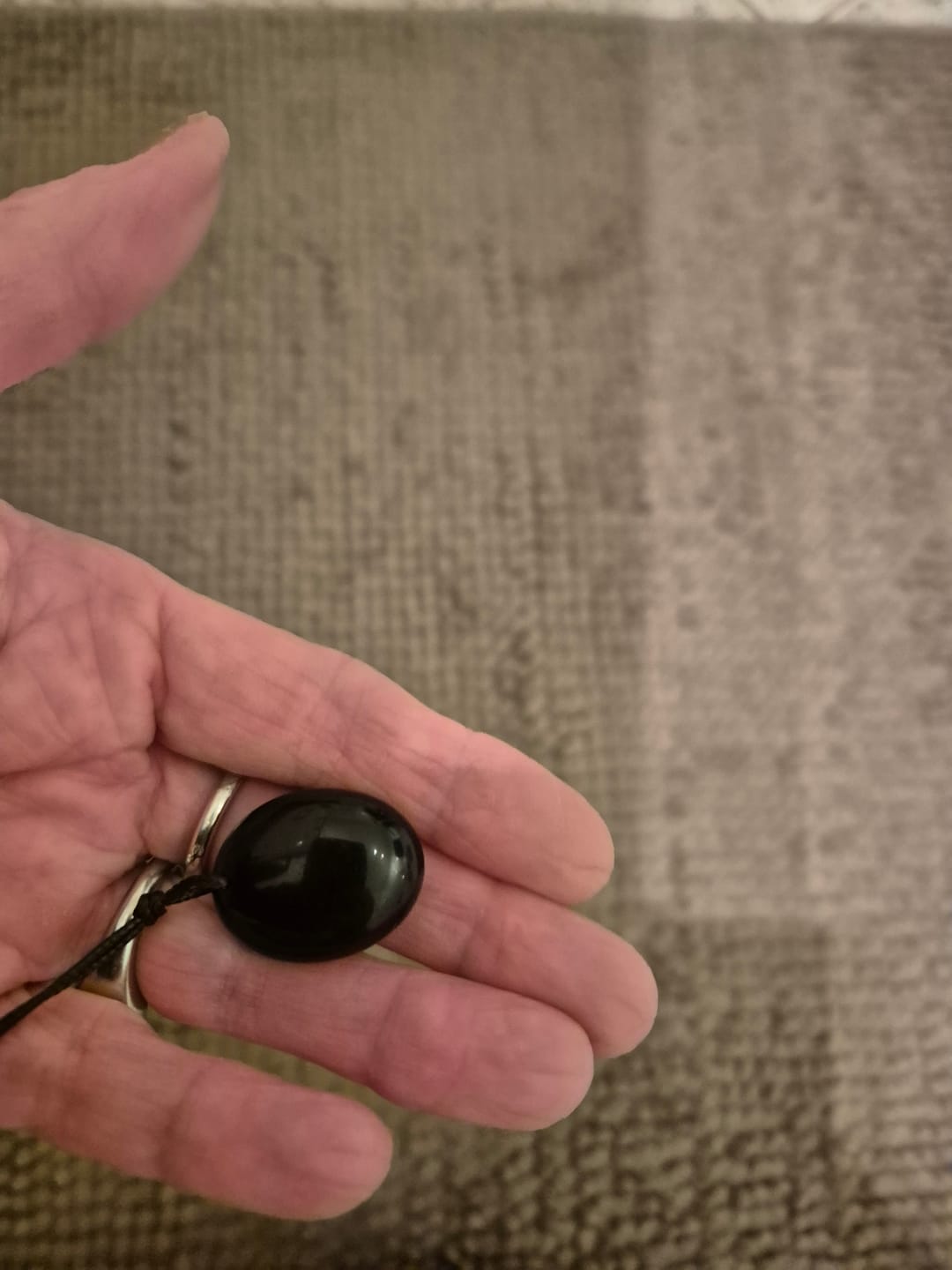 Customer photo review of Obsidian Halskette - Naturkette