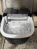 Customer photo review of Simzlife Portable Countertop Ice Maker, 26 Lbs/24H, 9 Bullet-Shaped Ice Cubes in 6 Minutes, Self-Cleaning Ice Machine, Red
