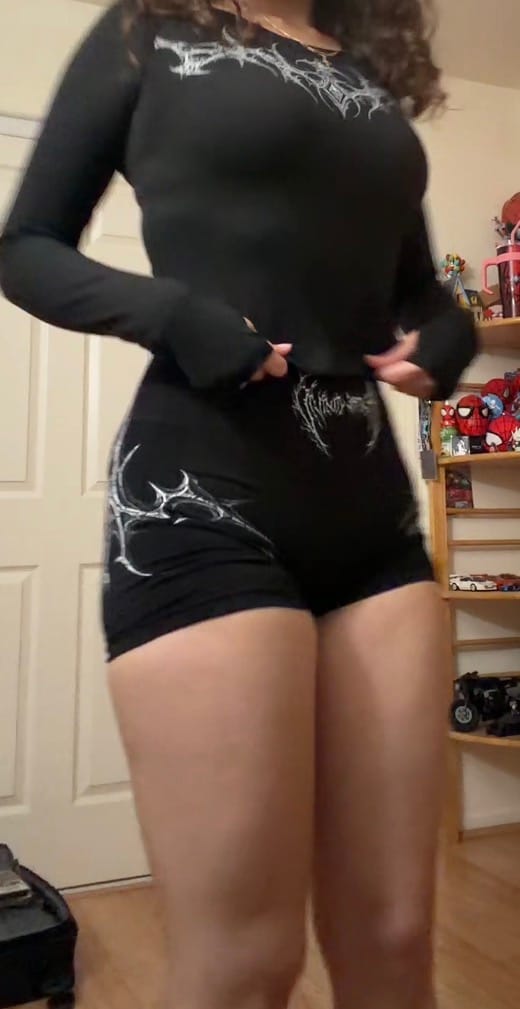 Customer photo review of Void Tech™ Cursed Relic Long sleeve compression [VOID BLACK]