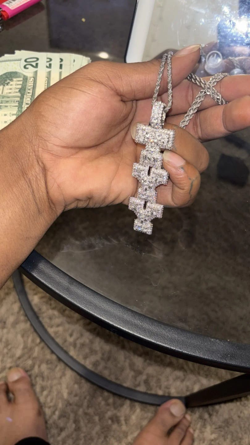 Customer photo review of Vertical Custom Statement Chain
