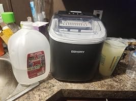Customer photo review of Simzlife Portable Countertop Ice Maker, 26 Lbs/24H, 9 Bullet-Shaped Ice Cubes in 6 Minutes, Self-Cleaning Ice Machine, Red