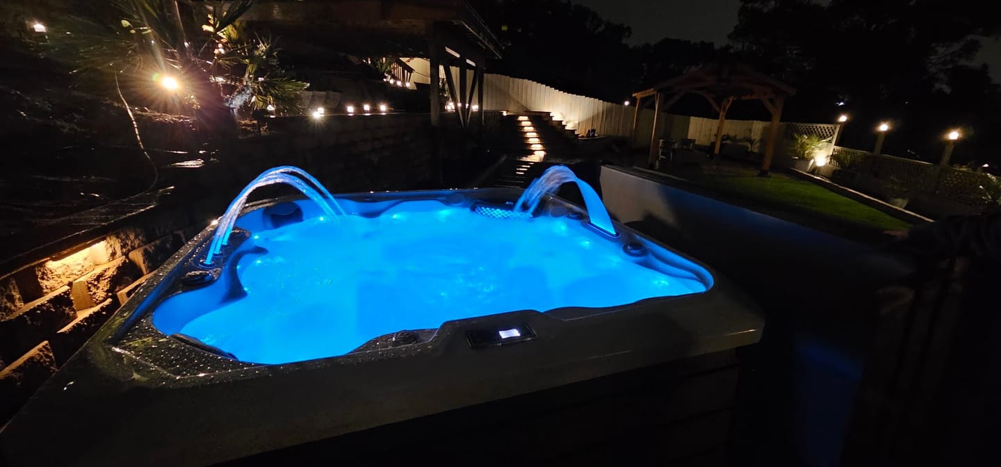 Customer photo review of Comfort Hot Tub 834