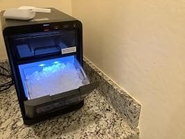 Customer photo review of Simzlife Nugget Ice Maker Countertop, 44Lbs/24H Pebble Ice Maker Machine, Self-Cleaning Pellet Ice Machine with Ice Scoop&Basket, Sonic Countertop Ice Machine for Home/Kitchen/Office(Black)