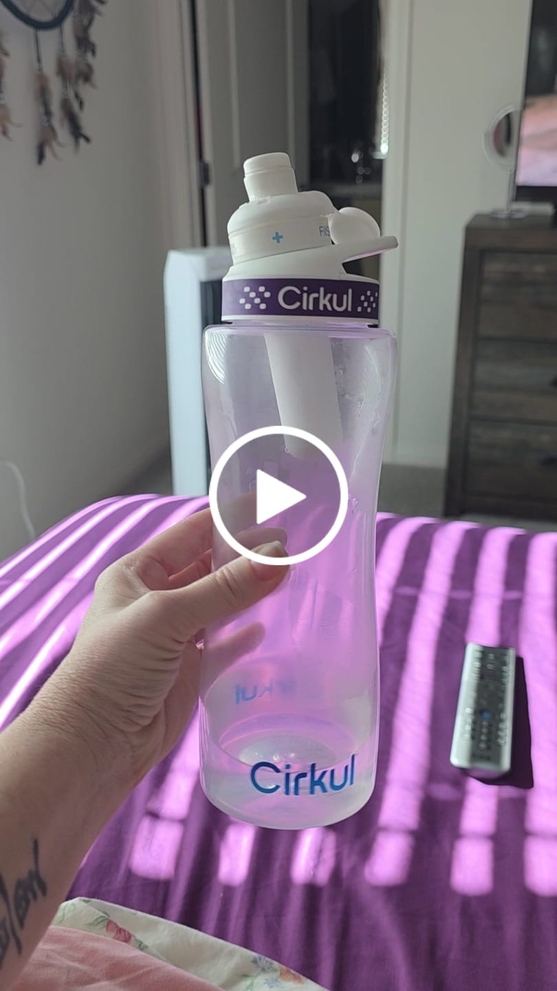 Customer video review of LifeSip Coconut Pineapple