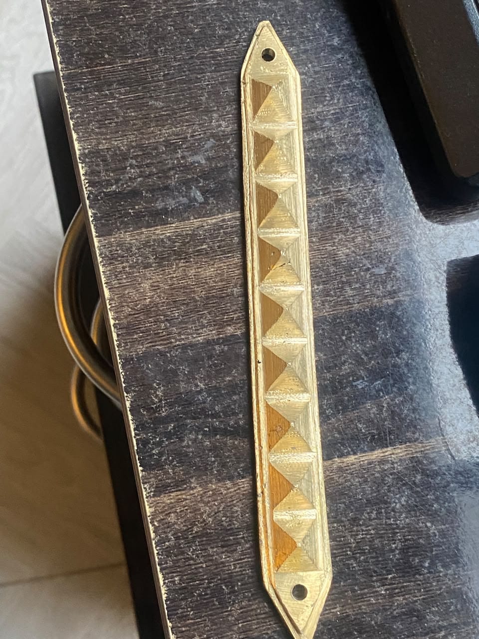 Customer photo review of 9 Pyramid Strips – Vastu Remedy for Door Threshold & Toilet Energy Blocking | Copper/Brass/Lead Door Corrections | 7 inches