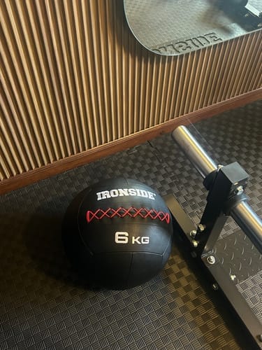 Customer photo review of Balón Medicinal Wall Ball IRONSIDE