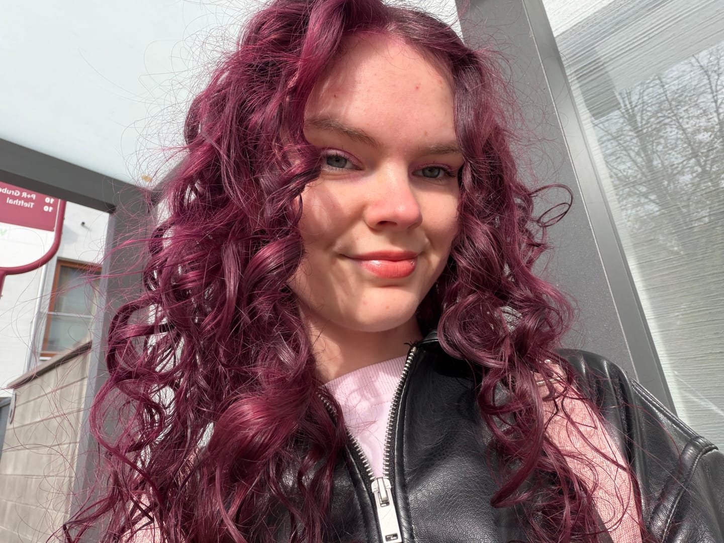 Customer photo review of Mattie Cerise - Vegan Semi-Permanent Direct Dye Hair Color Cream 210 ml