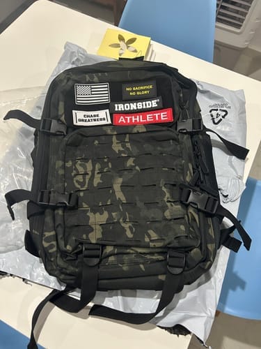 Customer photo review of Parches de Velcro IRONSIDE