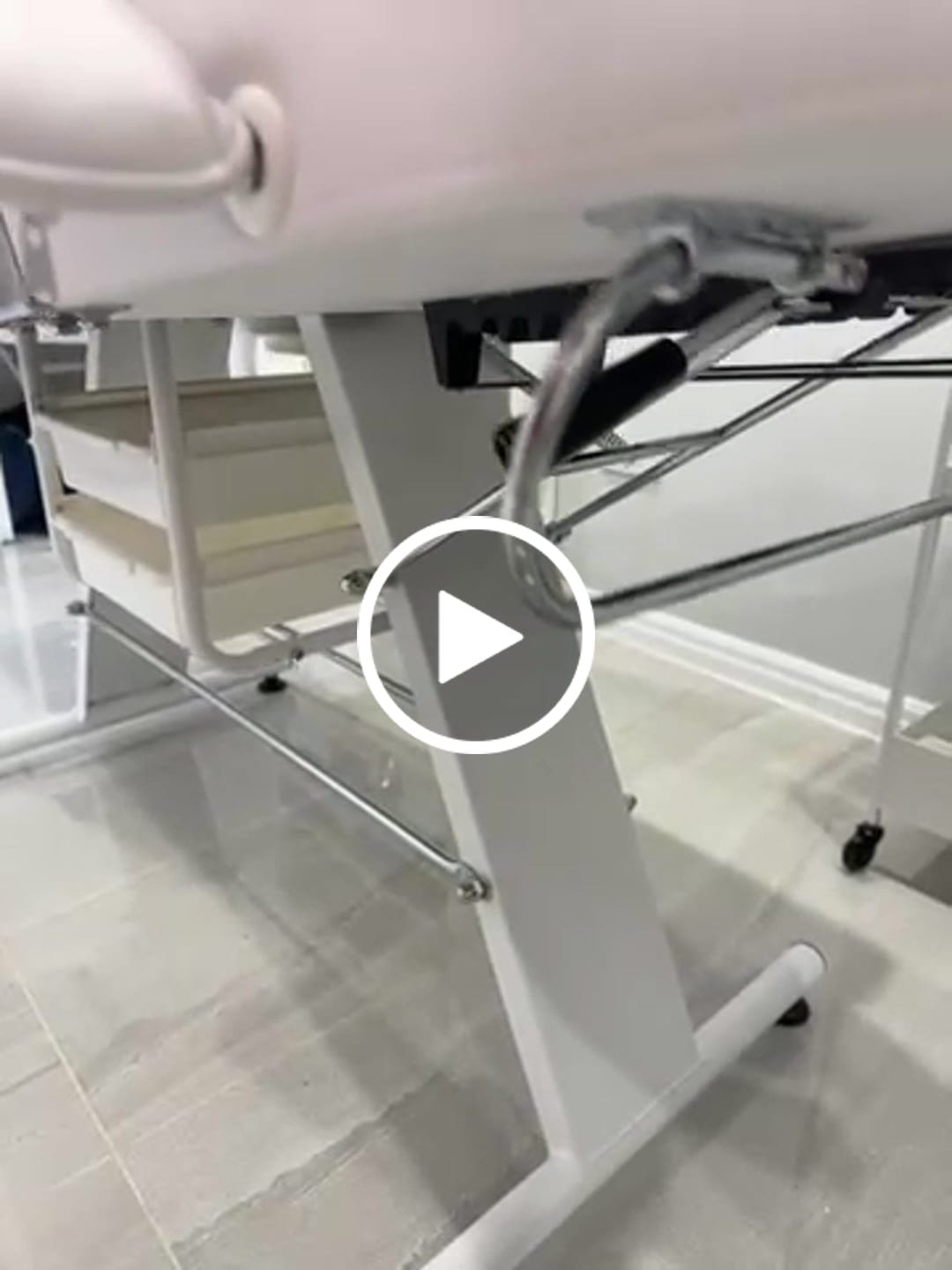Customer video review of ActiveShop Basic 202 Beauty Bed With Trays White