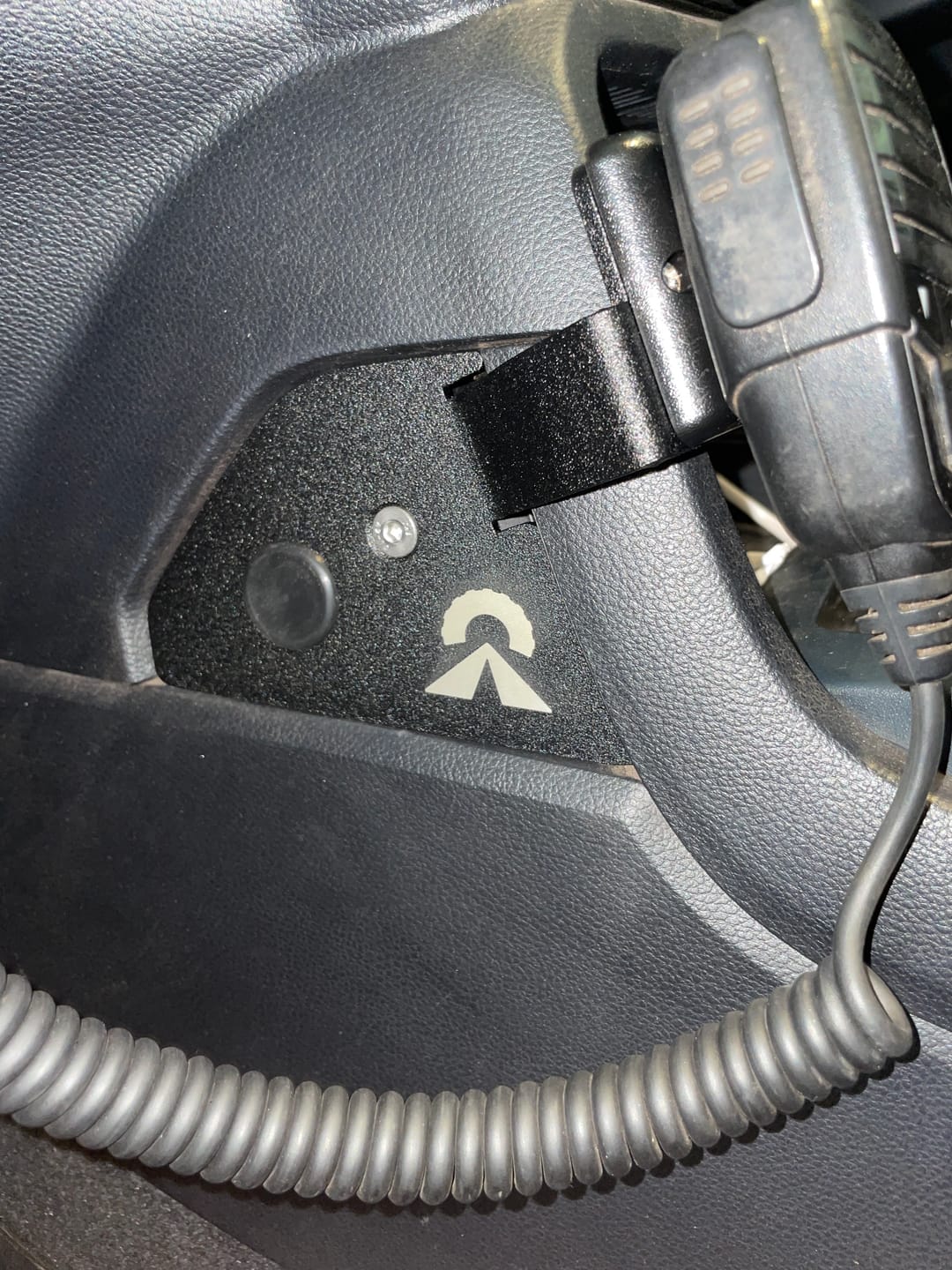 Customer photo review of UHF Handpiece Mount - Ford Ranger NextGen & Super Duty & Everest - Centre Console