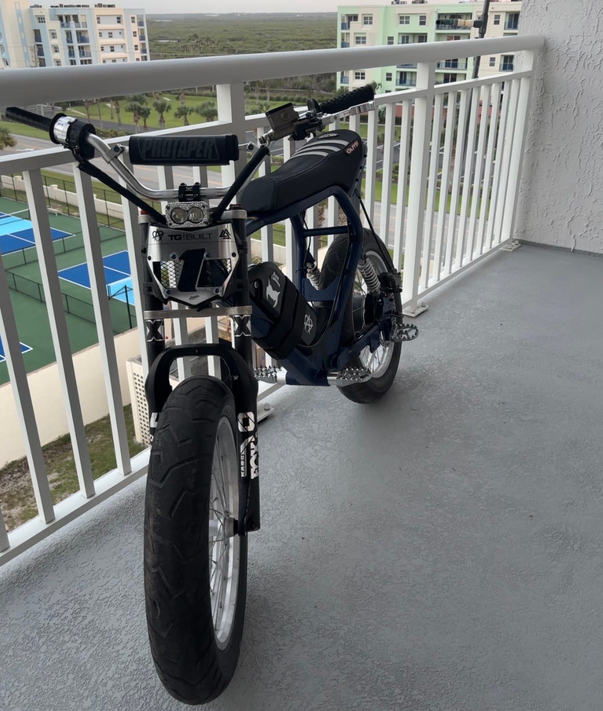 Customer photo review of Macfox X2 Pro Fat Tire Commuter eBike