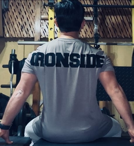 Customer photo review of Remera Deportiva para Hombre Edición Limitada IRONSIDE