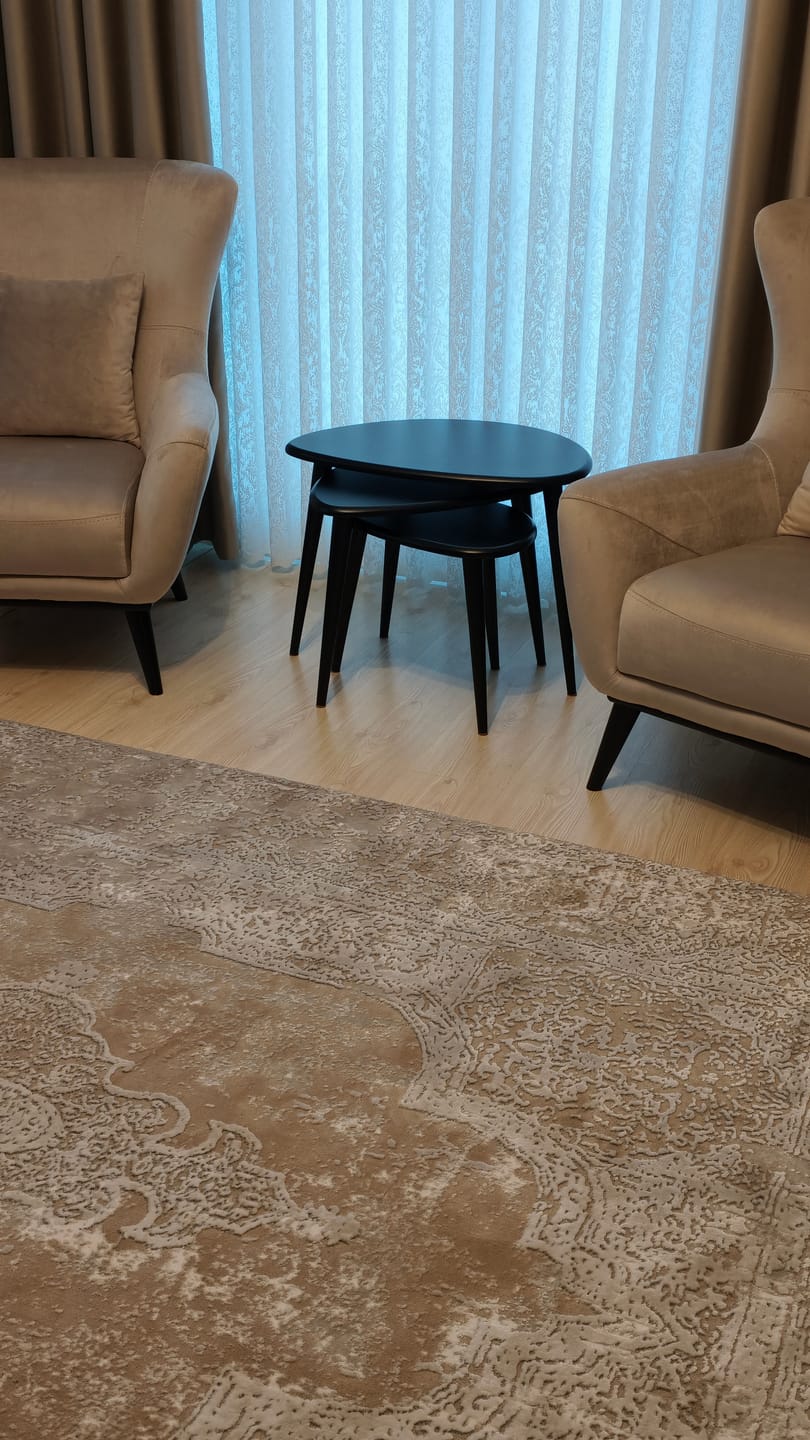 Customer photo review of Ahşap Zigon Sehpa Takımı - Mat Siyah 3'lü Set