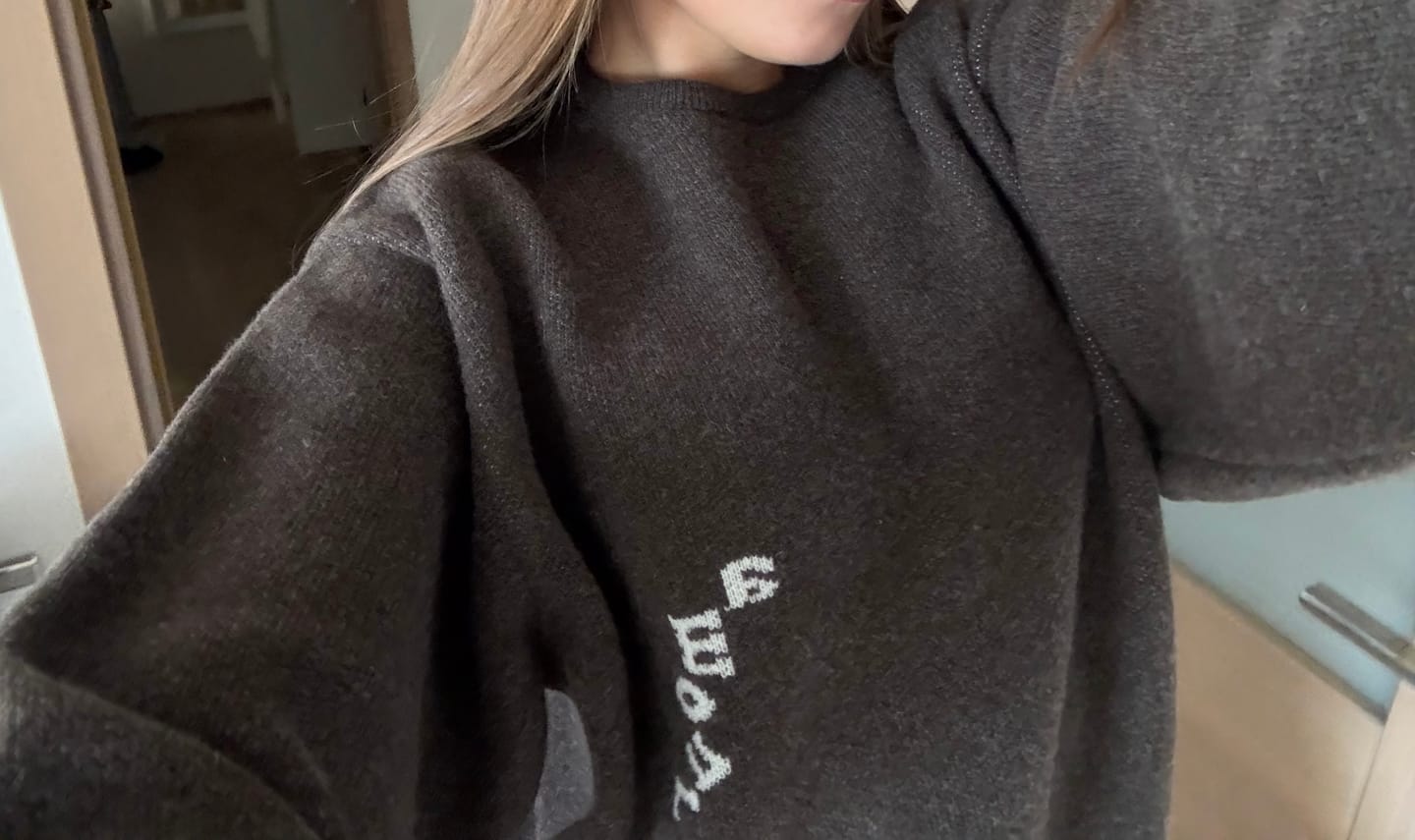 Customer photo review of AMOUR Merino Vilnos Džemperis Tamsiai Ruda