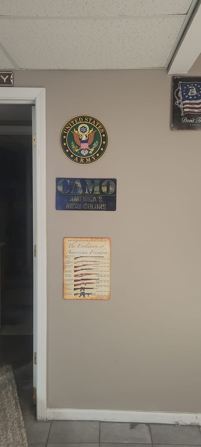 Customer photo review of United States Army Seal 3D Vintage Metal Wall Art